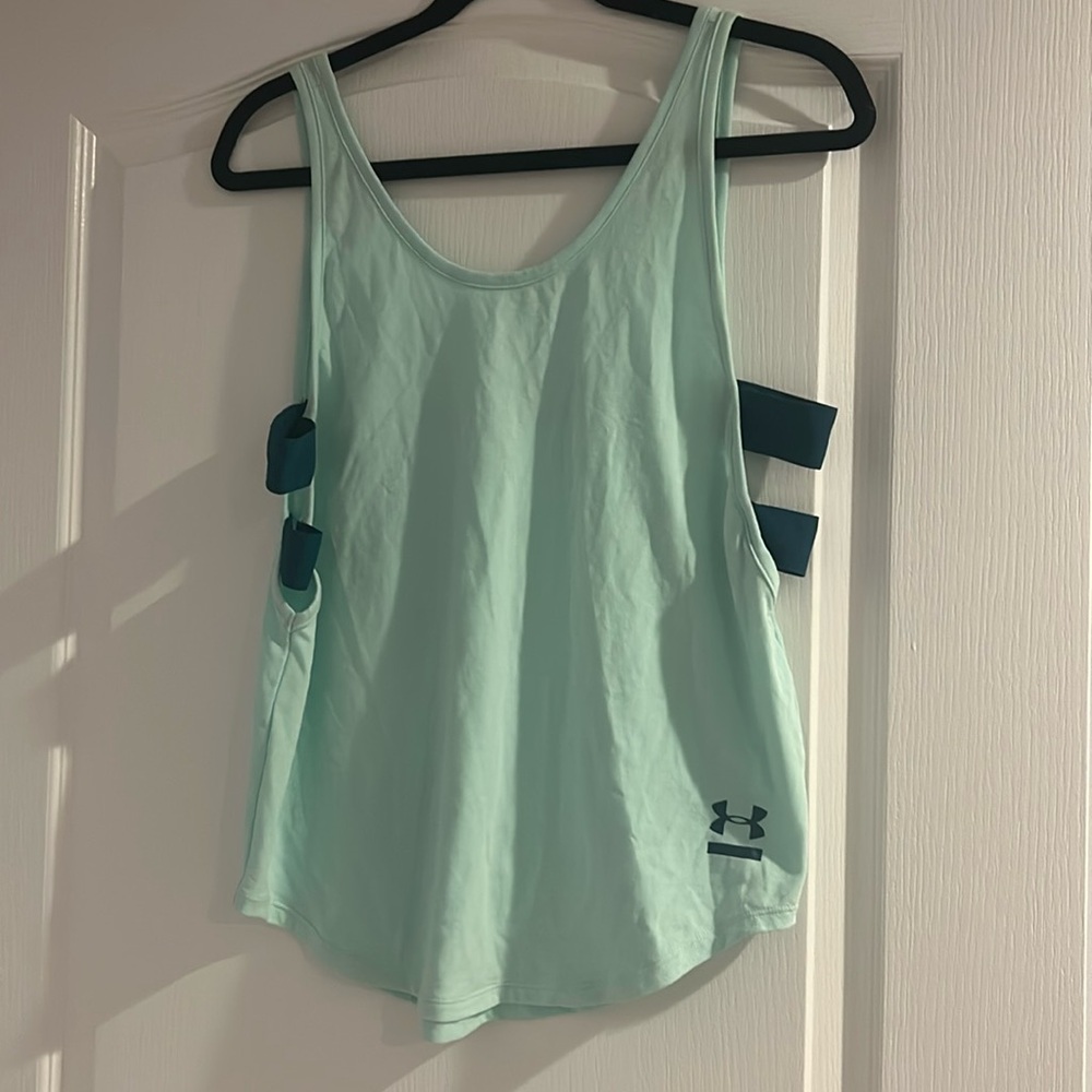 under armour athletic top
